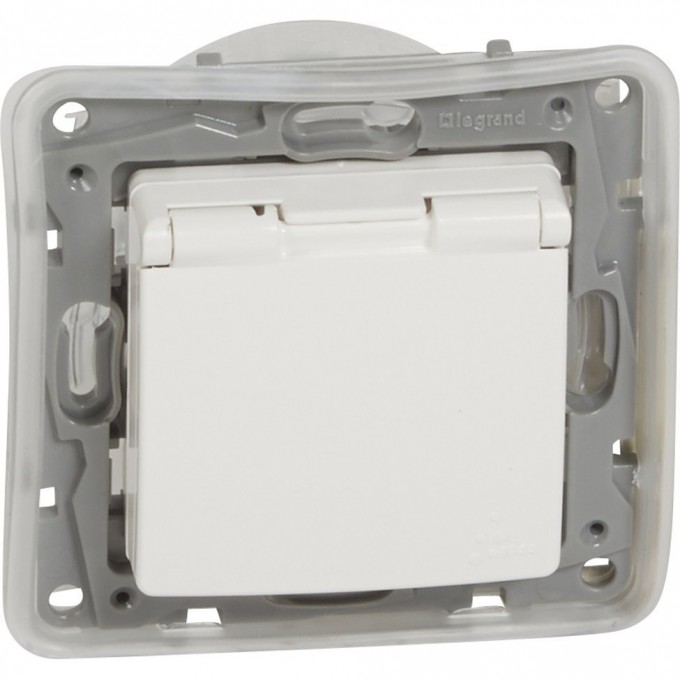 Розетка LEGRAND 2К+З IP 44 с откидной крышкой и шторками немецкий стандарт автоматические зажимы 16 А 250 В Etika белый 672232