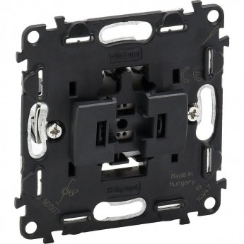 Выключатель LEGRAND Valena IN'MATIC кнопочный 6А 250В безвинтовые зажимы