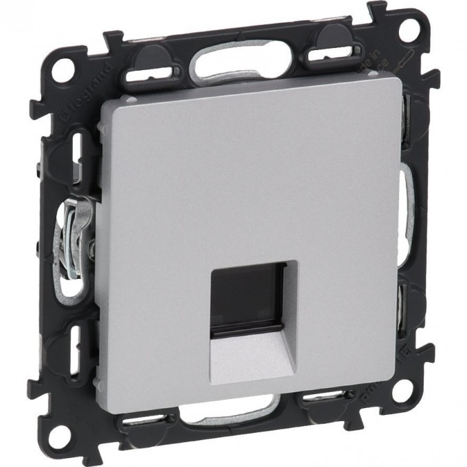 Информационная розетка LEGRAND Valena LIFE одиночная RJ45 Кат.5е UTP с лицевой панелью алюминий 753640