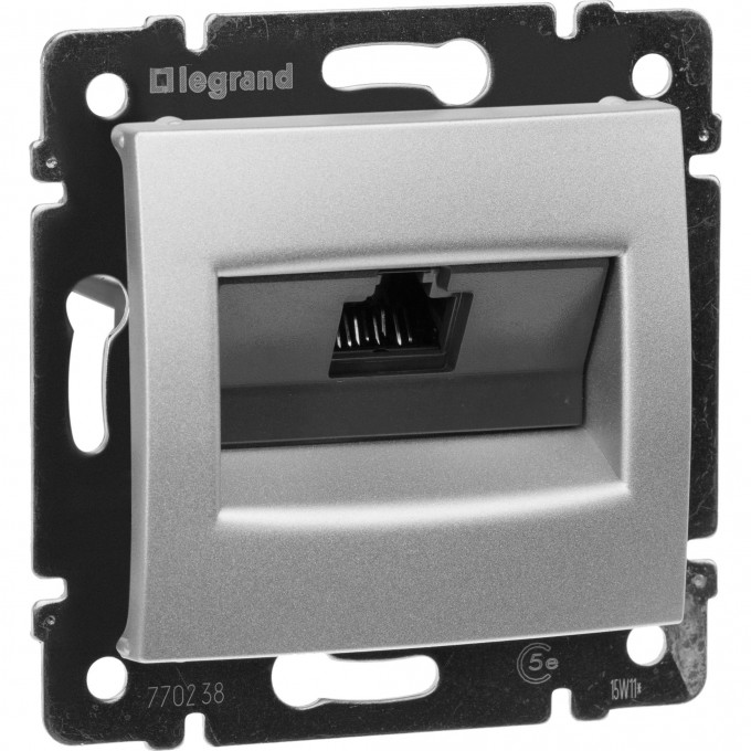 Информационная розетка LEGRAND Valena RJ45 категория 5e UTP 1 выход на винтах алюминий 770238