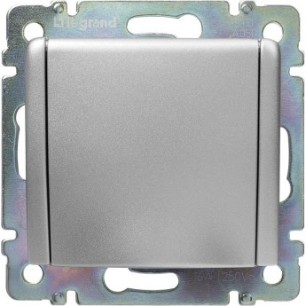 Силовая розетка LEGRAND Valena 2К+3 с откидной крышкой на винтах 10/16 А 230/250 В алюминий Силовая розетка LEGRAND Valena 2К+3 с откидной крышкой на винтах 10/16 А 230/250 В алюминий